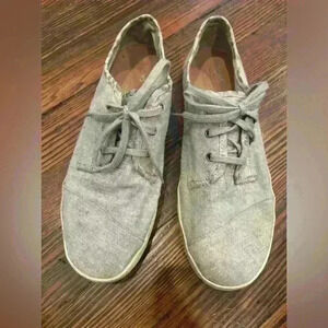 Women’s Tom’s Gray Lace Up Sneakers Sz 10